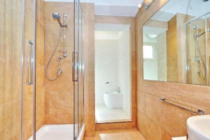 Colosseum Suite - image 2