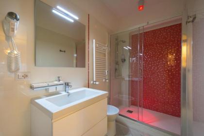 Suites Roma Tiburtina Elegance - image 1