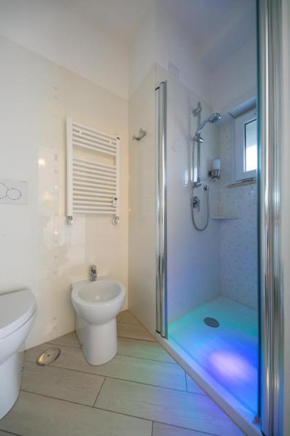 Suites Roma Tiburtina Elegance - image 13