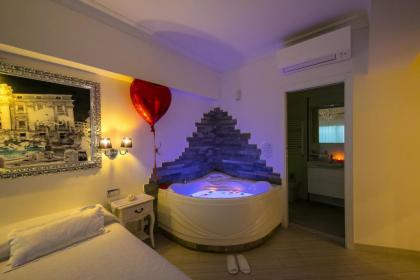Suites Roma Tiburtina Elegance - image 6