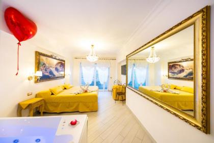 Suites Roma Tiburtina Elegance - image 7