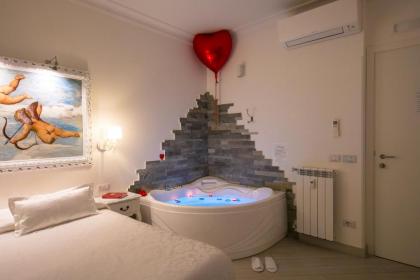 Suites Roma Tiburtina Elegance - image 8