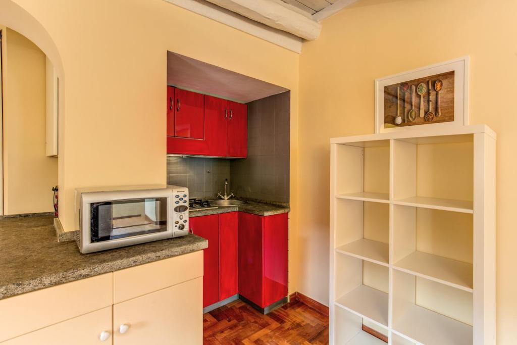 Trastevere Attic with Terrace - main image