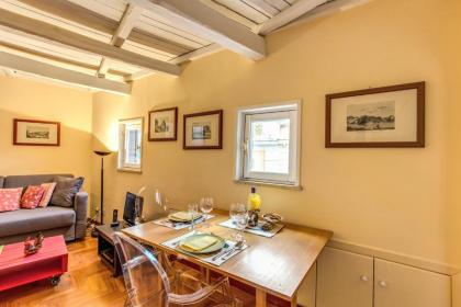 Trastevere Attic with Terrace - image 13