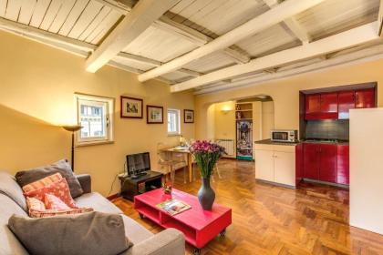Trastevere Attic with Terrace - image 15