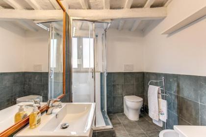 Trastevere Attic with Terrace - image 2