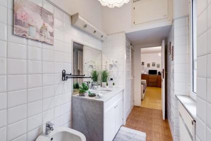 Living Rome Repubblica apartment - image 18