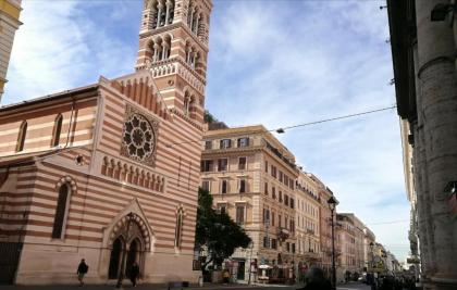 Living Rome Repubblica apartment - image 2