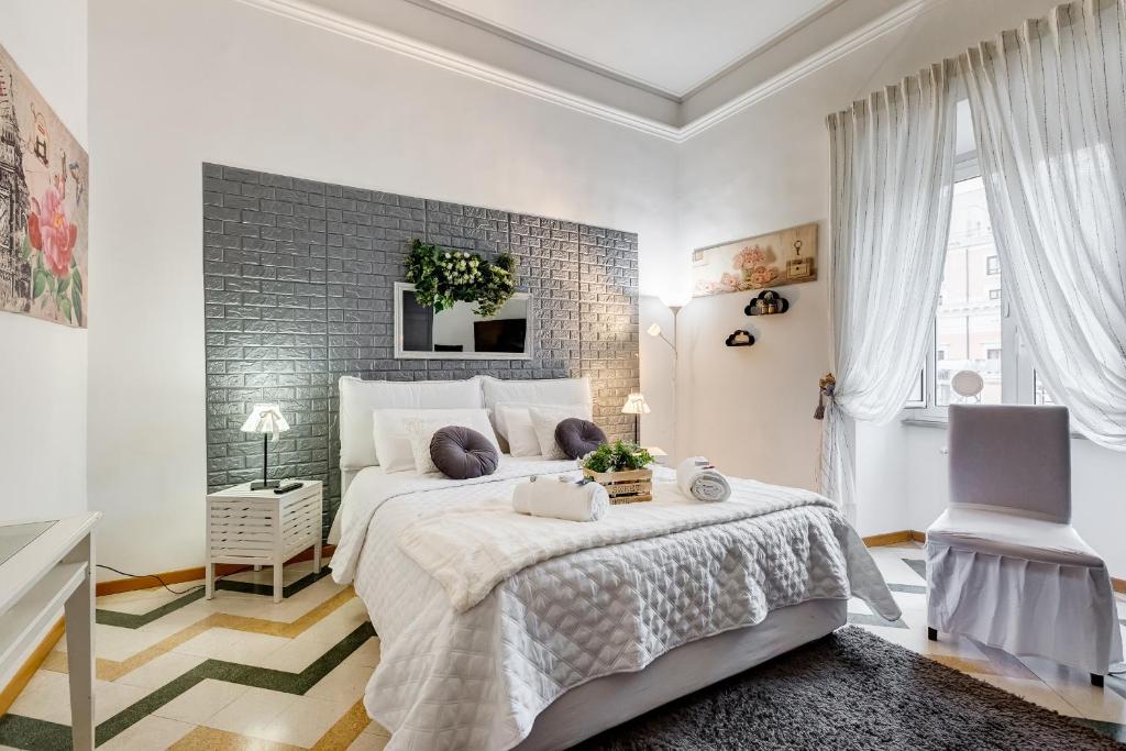 Living Rome Repubblica apartment - image 5