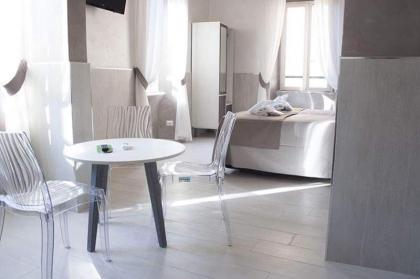 Hotel Agor - image 1