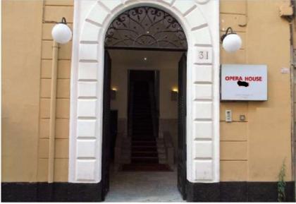 Opera House Guest Roma centro storico - image 17