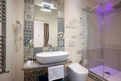 Spagna Secret Rooms - image 16