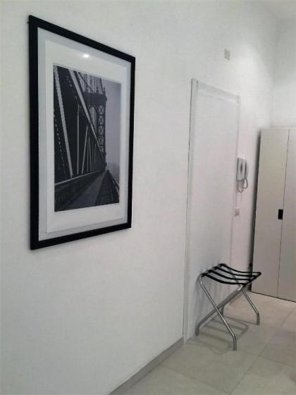 Aureliana Apartments - image 1