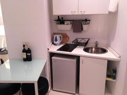 Aureliana Apartments - image 3