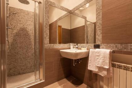 Prestigious Apartment Piazza Navona - image 12