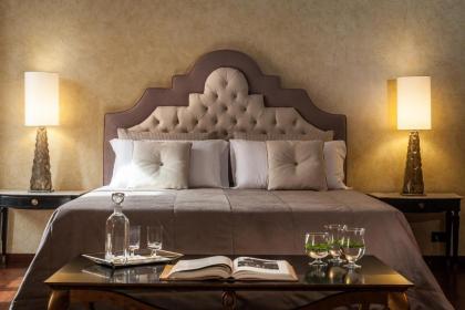 Prestigious Apartment Piazza Navona - image 7
