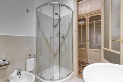 Rome Charming Suites - image 8
