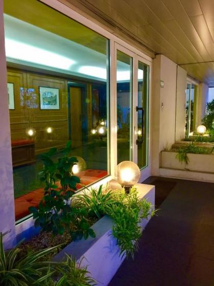 Giulio Cesare luxury apartment - image 17