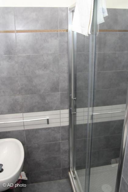 Homesuitehome - image 13