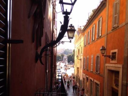 BBHOMEROME - Charme Luxury Flat Campo dei Fiori - image 1