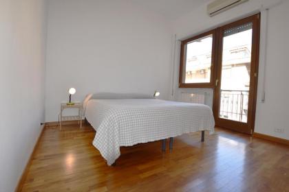 Nice & Warm Rooms - image 14