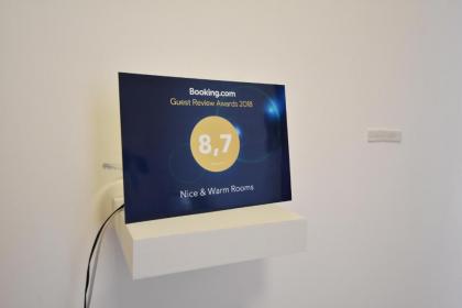 Nice & Warm Rooms - image 17