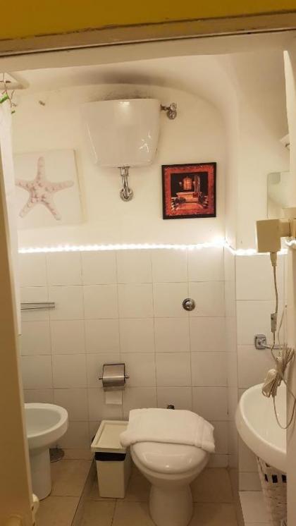 Ricci Apartment - image 15