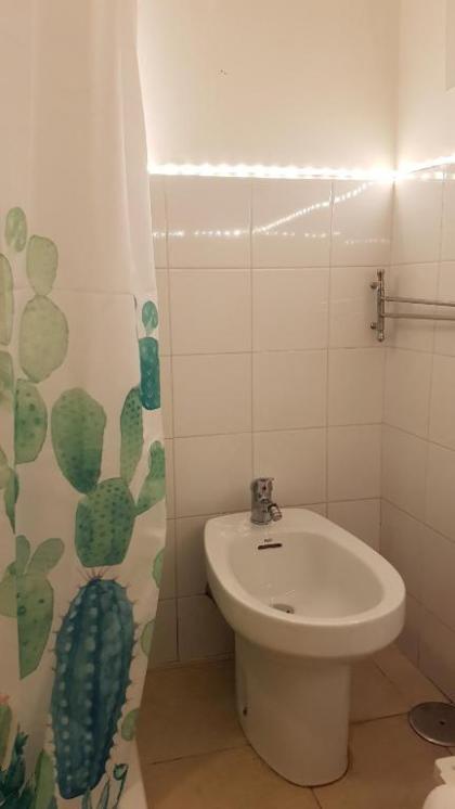Ricci Apartment - image 16