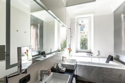 The H'All Tailor Suite Roma - image 18