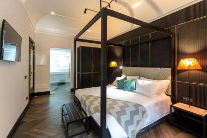 The H'All Tailor Suite Roma - image 19