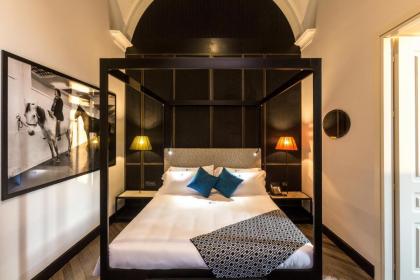 The H'All Tailor Suite Roma - image 6