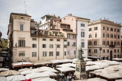 BBHOMEROME - Campo dei Fiori Deluxe with View - image 4