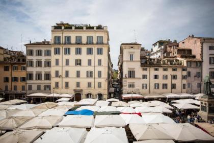 BBHOMEROME - Campo dei Fiori Deluxe with View - image 7