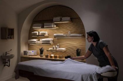 THE K BOUTIQUE HOTEL - image 11