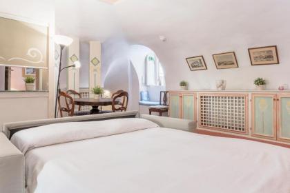 Piazza Colonna Apartment - Charme Homes - image 9