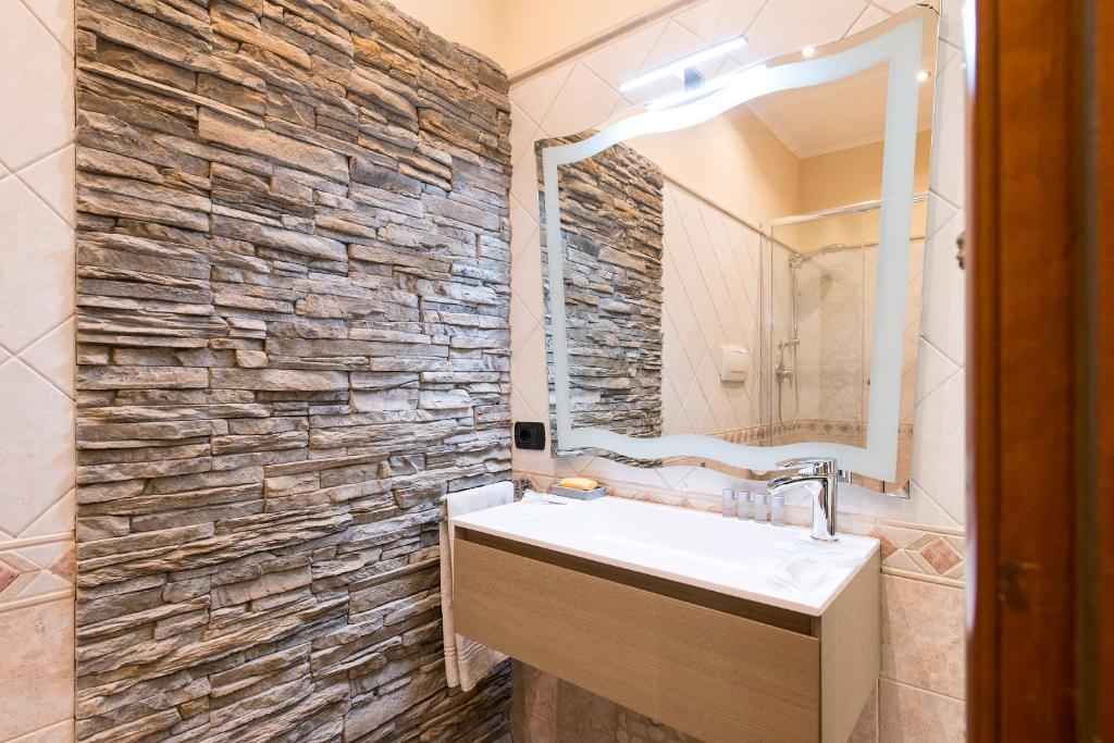 Lorenz Suites - image 3