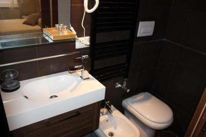 Ronda St. Angelo Suites - image 16