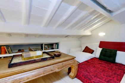 Pantheon Charming Attic | Romeloft - image 10