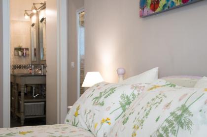 Magnolia St.Peter's Suites - image 20