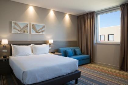Hampton by Hilton Rome East - image 1