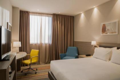 Hampton by Hilton Rome East - image 5