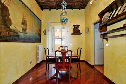 Trevi Comfortable Apartment with Terrace | Romeloft - image 2