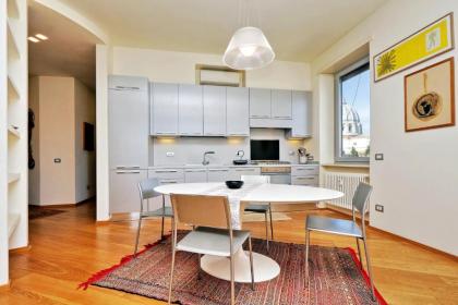 Saint Peter's Bright Apartment | Romeloft - image 20