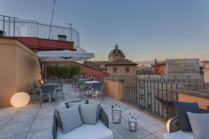 Otivm Hotel - image 14