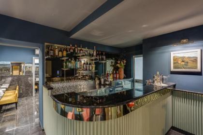 Otivm Hotel - image 2