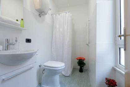 Monti Central Apartment - image 29