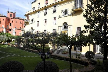Duke's Apartment - image 2