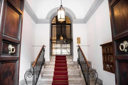 Pantheon Luxury House - image 18