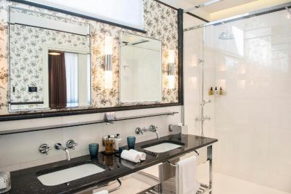 Hotel Vilòn - Small Luxury Hotels of the World - image 4