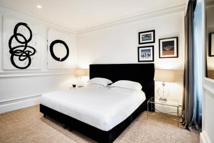 The Shire Hotel - image 17